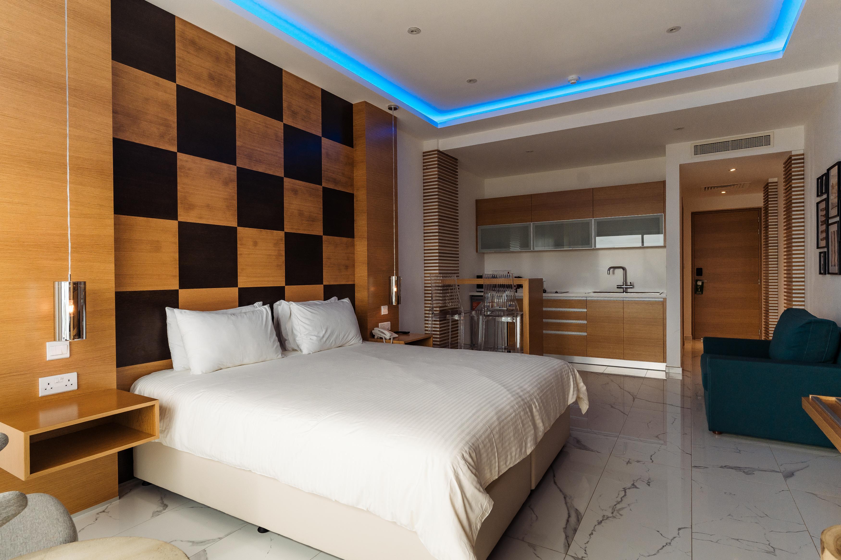 Aparthotel Vrachia Hotel&suites - Adults Only 3*